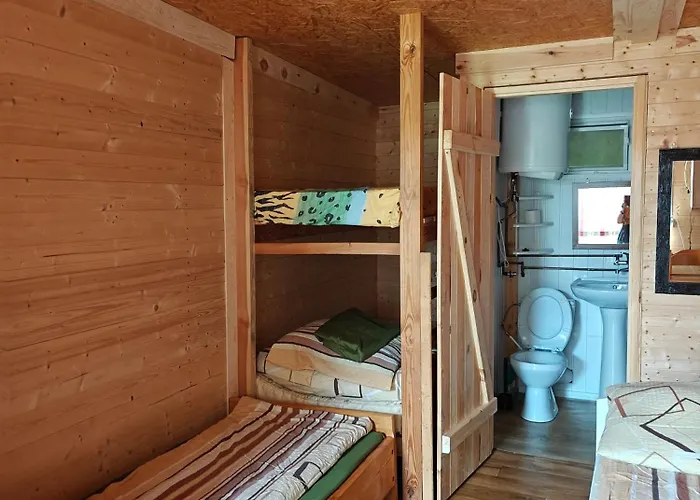 Деревянный коттедж U Edwarda